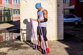 公牛通过双向合同签回日本后场新星，前快船潜力股被裁引关注