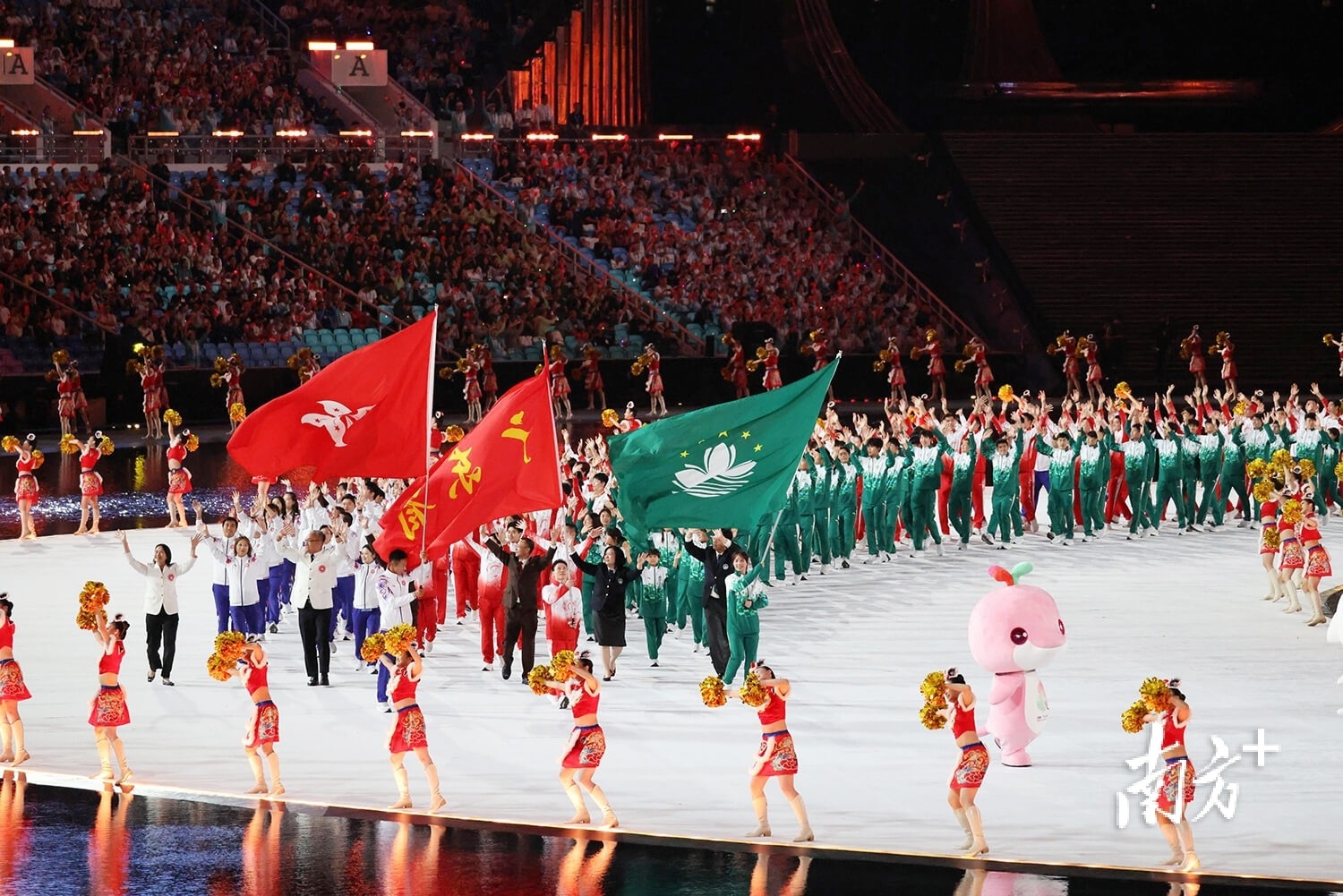 棒球与穿戴科技智能背心如何实时监测球员的跑垒最高时速